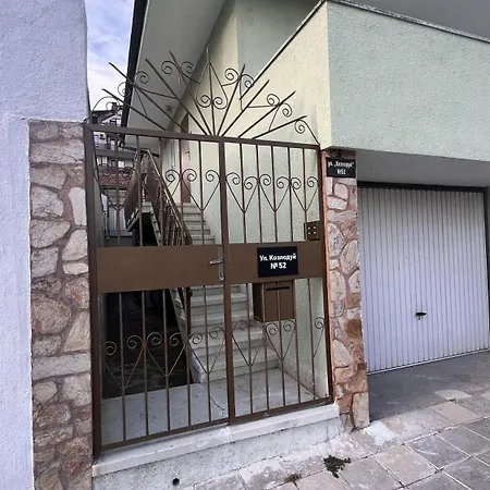 Blue Summer I Apartment Warna